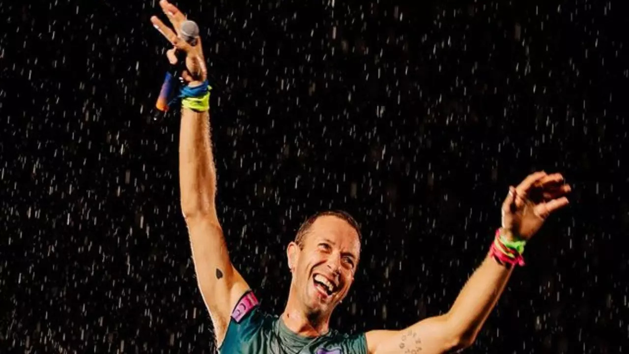 confirmed!-coldplay-coming-to-india-in-2025